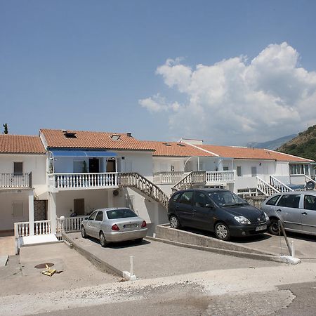 Apartments Durasevic Ivo Sveti Stefan Ruang foto