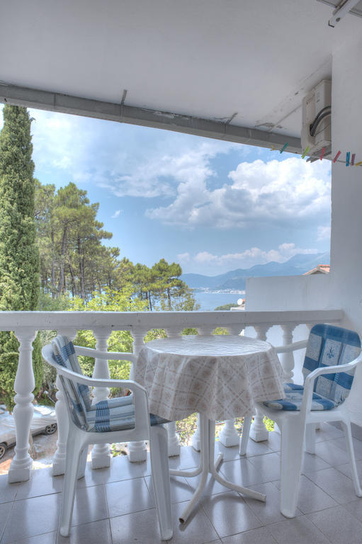 Apartments Durasevic Ivo Sveti Stefan Ruang foto